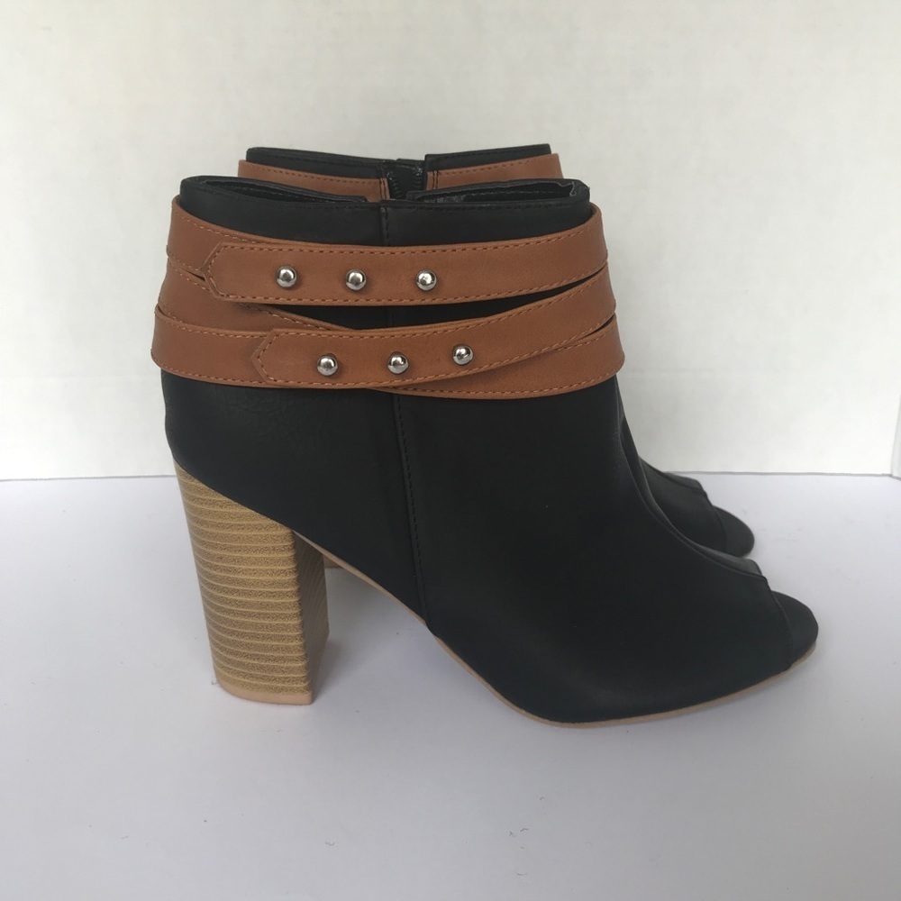 Qupid open toe heeled booties black tan 8